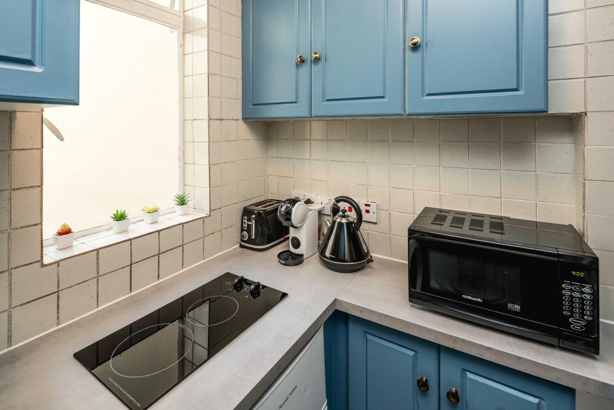 Southken Palace Suites 런던 외부 사진